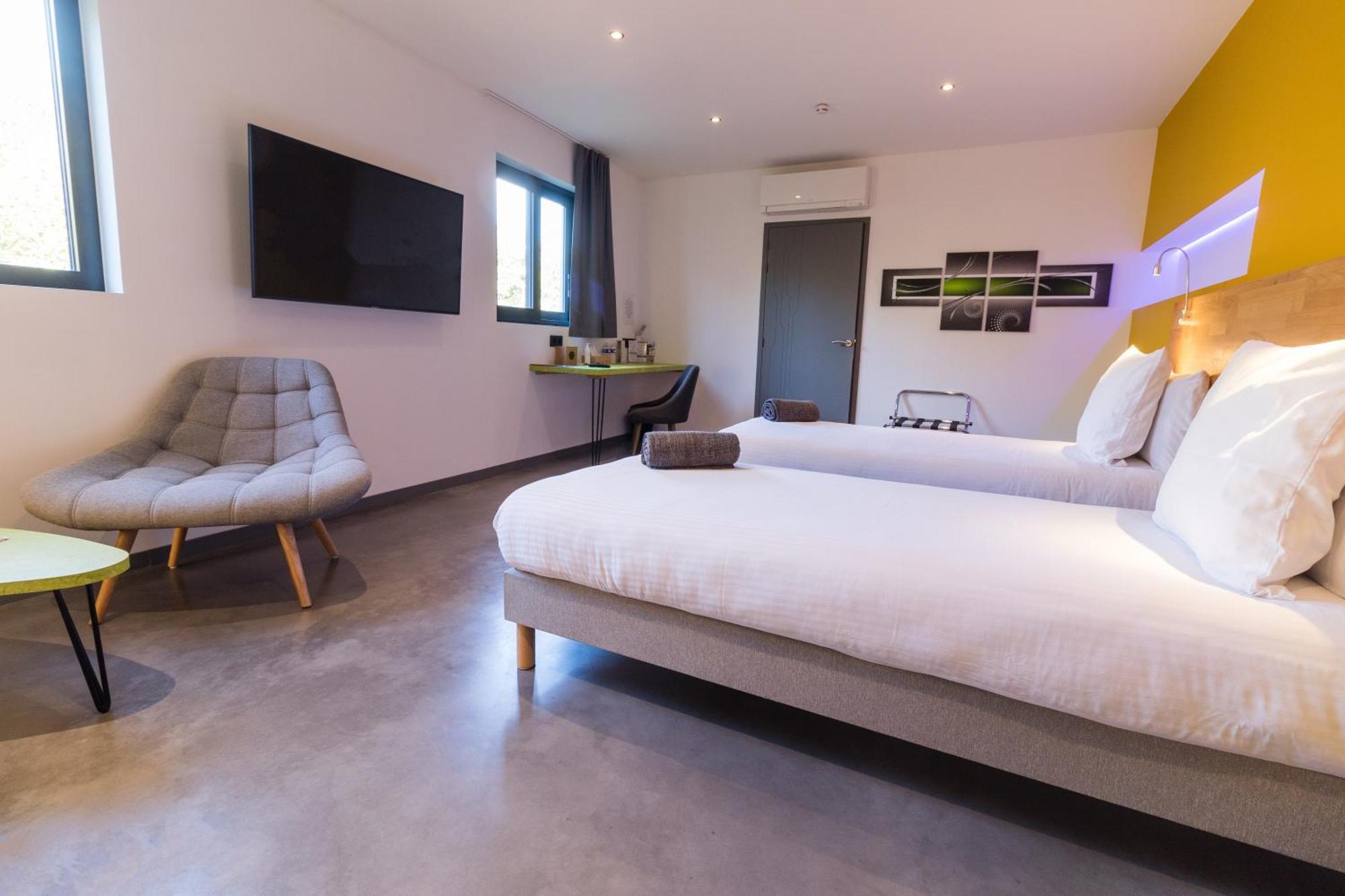 Hotel H85