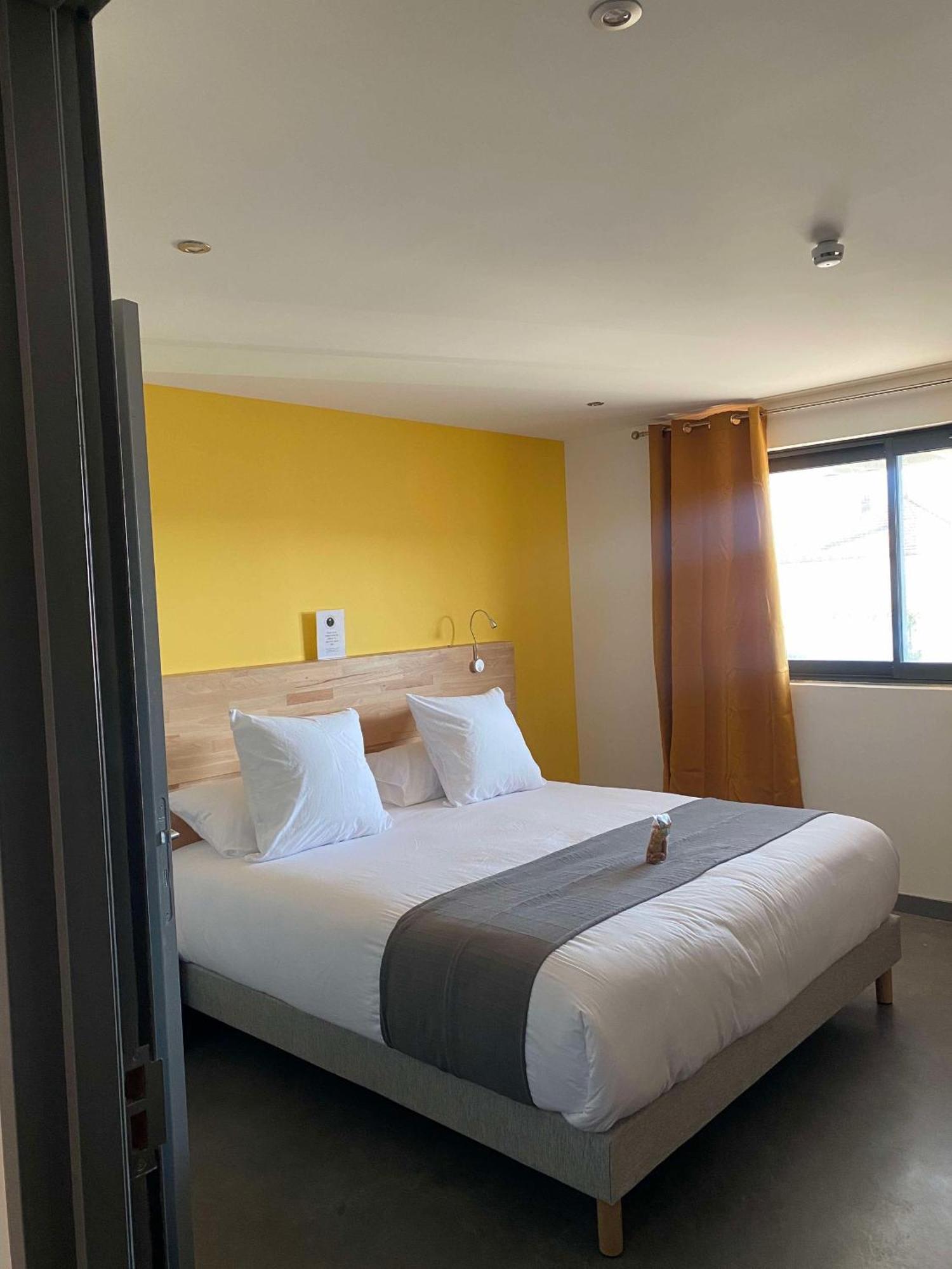 H85 Hotel *